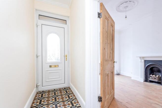 Entrance Hallway: