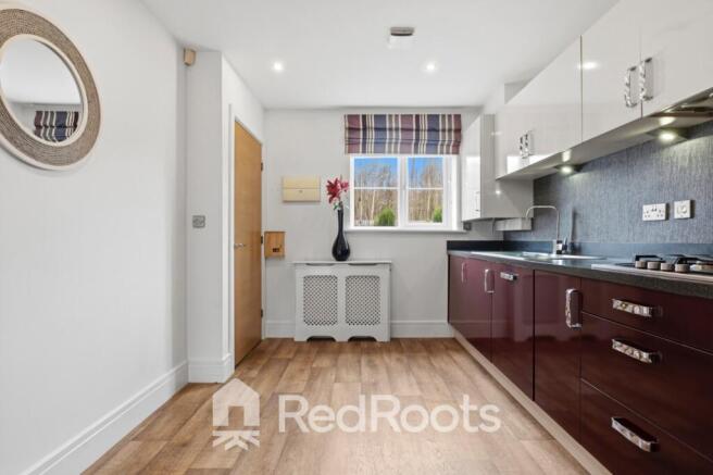 2 bed Town House for sale Image 7