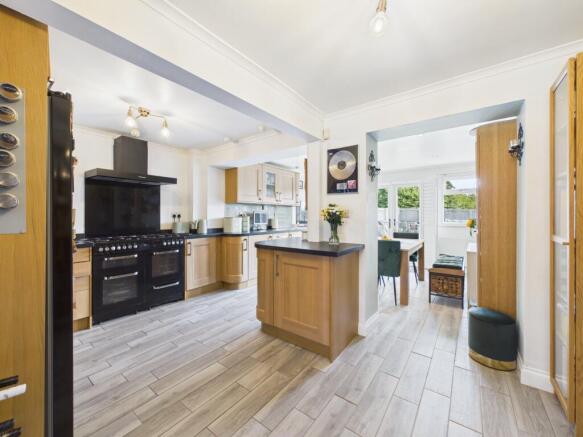 Olifard Avenue, Bothwell photo 4