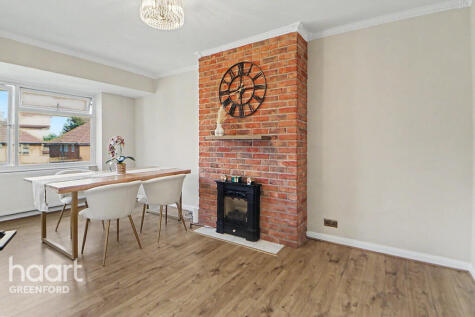 Blenheim Close, Greenford