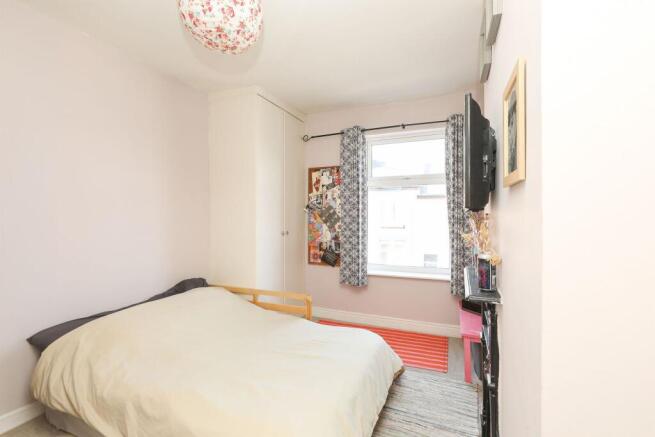 3 bed Terraced for sale Image 8