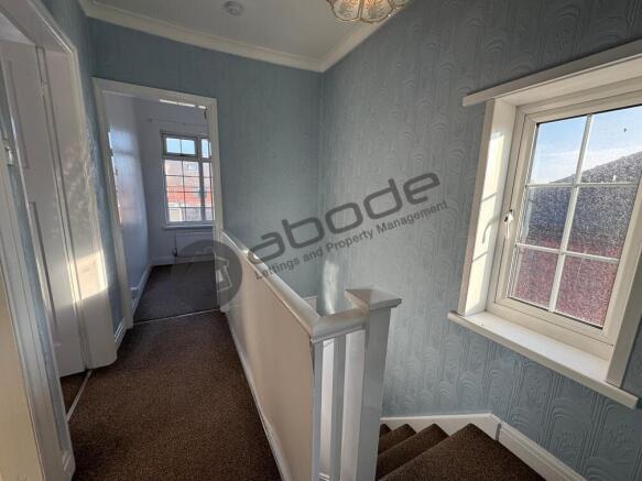 3 bed Semi-Detached to rent Image 9