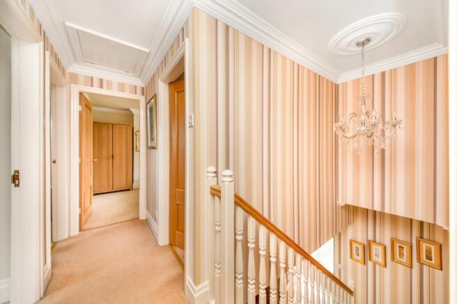 FIRST FLOOR LANDING