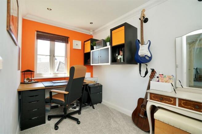 Photo 12