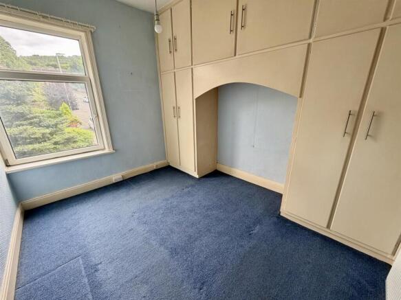 2 bed Terraced for sale Image 7