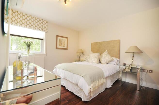 62BC bedroom 07.jpg