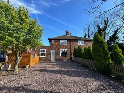 High Legh Road, Lymm