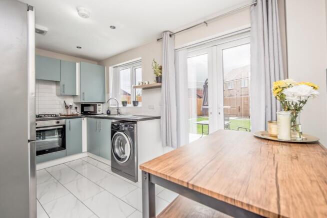 2 bed Semi-Detached for sale Image 4
