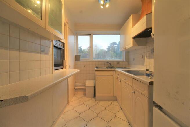 3 Kitchen.JPG