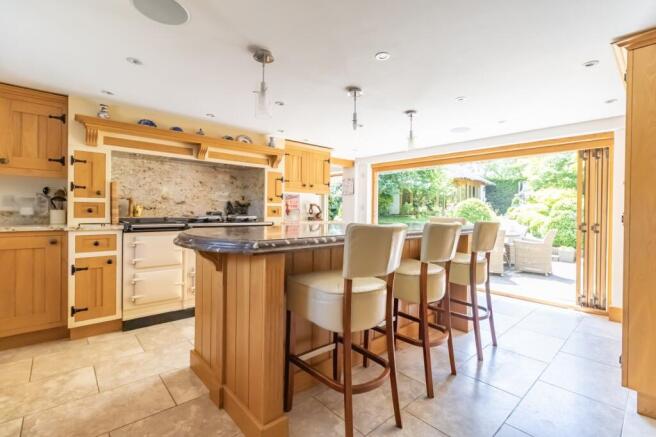 Kitchen/Breakfast Rm