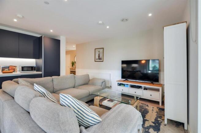 Lounge Area.jpg
