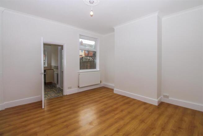 2 bed Terraced for sale Image 4