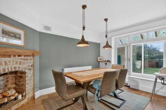 3 bed Detached for sale Image 6