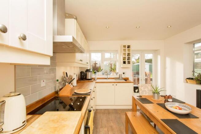 Kitchen/Breakfast