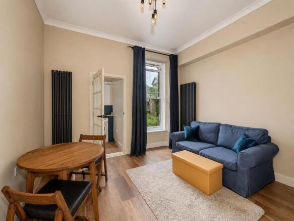 GR 55 Taylors Lane Dundee-3.jpg