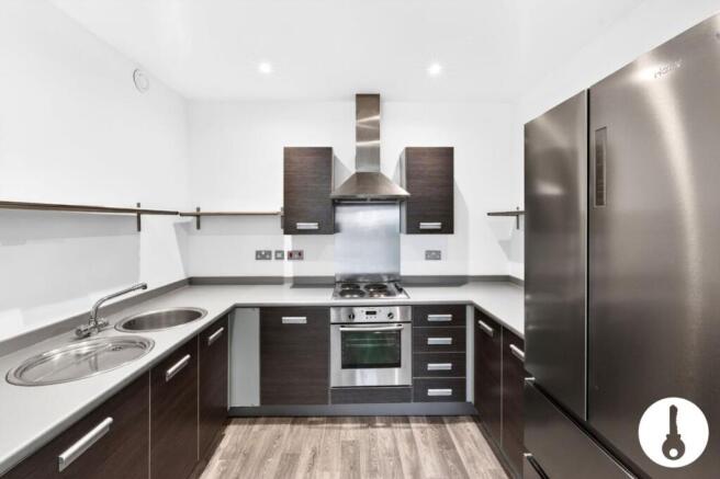 Queens kitchen 1