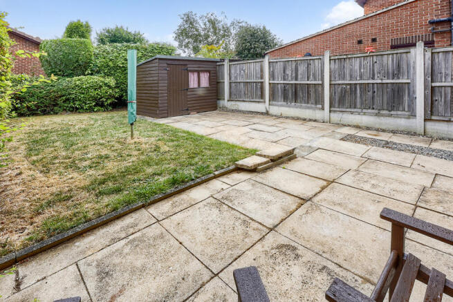 3 bed Semi-Detached to rent Image 10