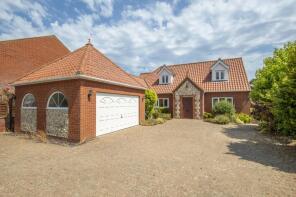 74, Holt Road, Norwich NR10 3DE