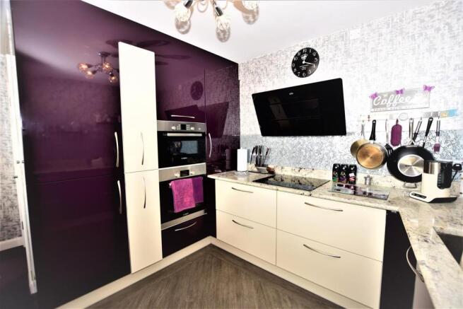 Kitchen/living/dining room