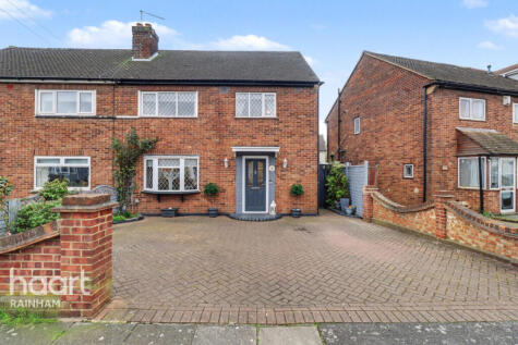 New Zealand Way, Rainham
