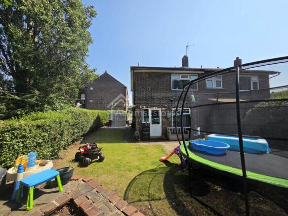 3 bed Semi-Detached for sale Image 11