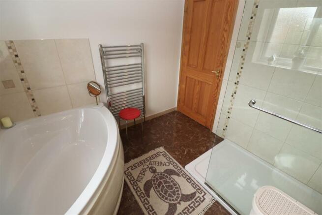 Bath / Shower Room / WC