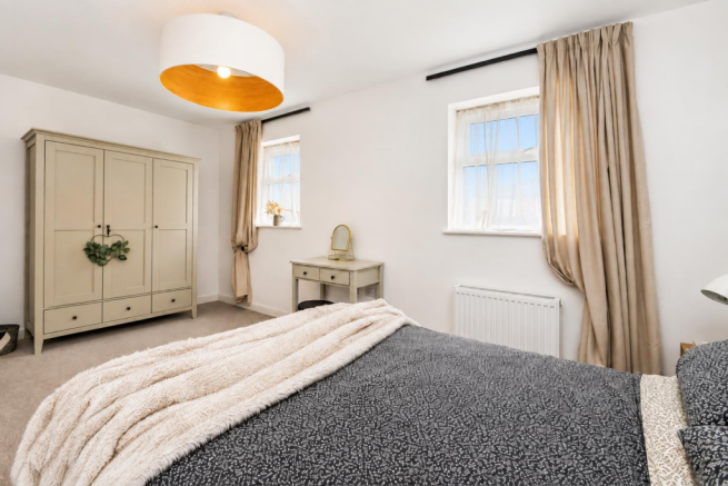 3 bed Semi-Detached for sale Image 8