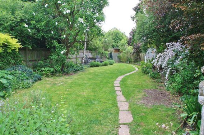 Garden View Fr...