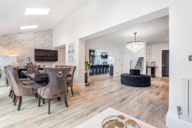 Kitchen/Day Room
