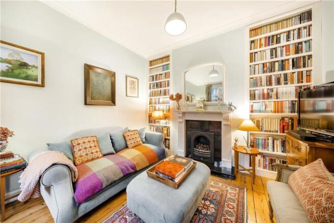 2-bed flat on Carmichael Court, Barnes, £600,000