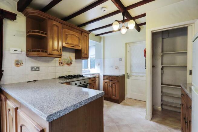 3 bed Semi-Detached for sale Image 4