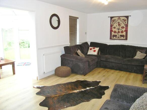 Lounge 2