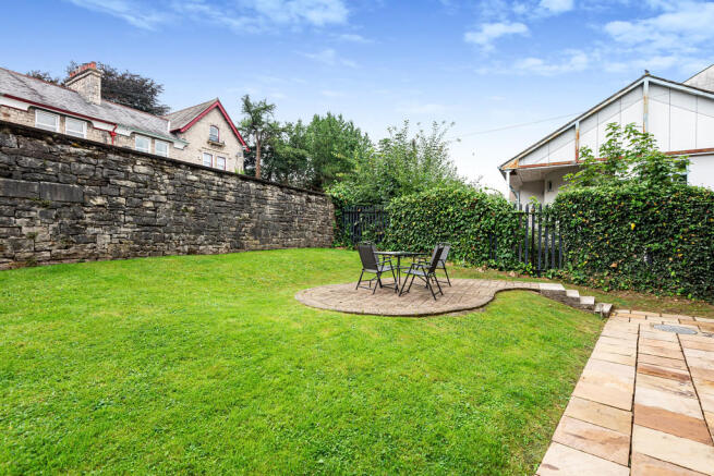 Communal garden a...