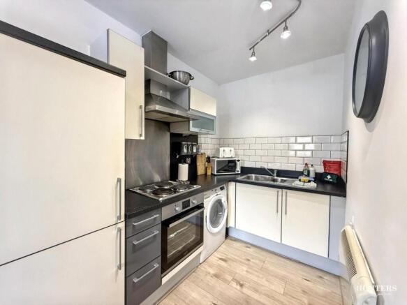 2 bed Apartment to rent Image 8