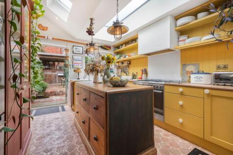 Greys Hill, Henley-On-Thames, RG9