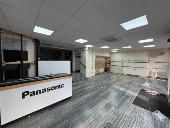 FRONT RETAIL AREA