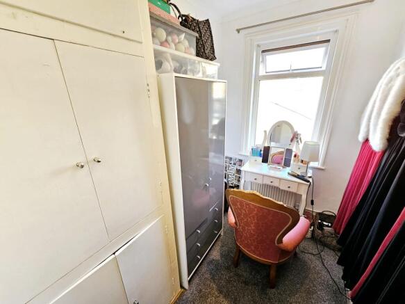 3 bed Terraced for sale Image 9