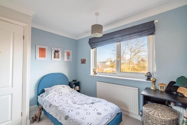 4 bed Detached for sale Image 12