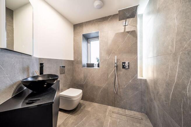 Bedroom One En-Suite