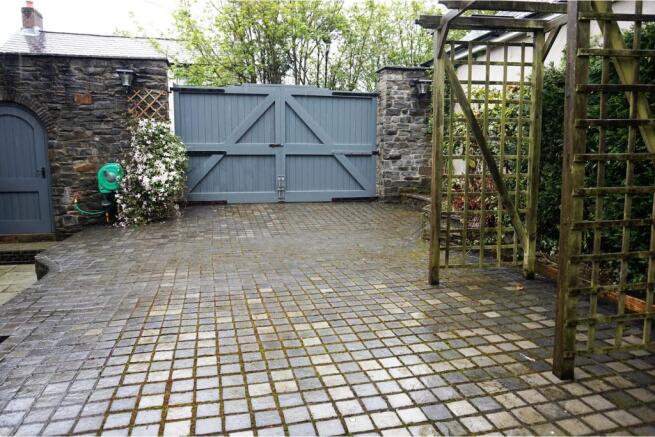 Gated Driveway