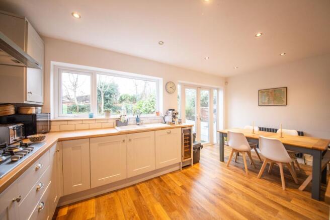 Kitchen / Dining Room