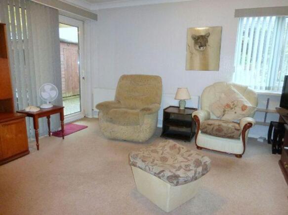 Spacious lounge