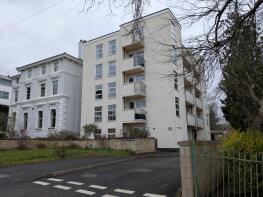8, St Arvans Court, Evesham Road, Cheltenham GL52 3AA