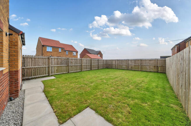 2 bed Semi-Detached for sale Image 10