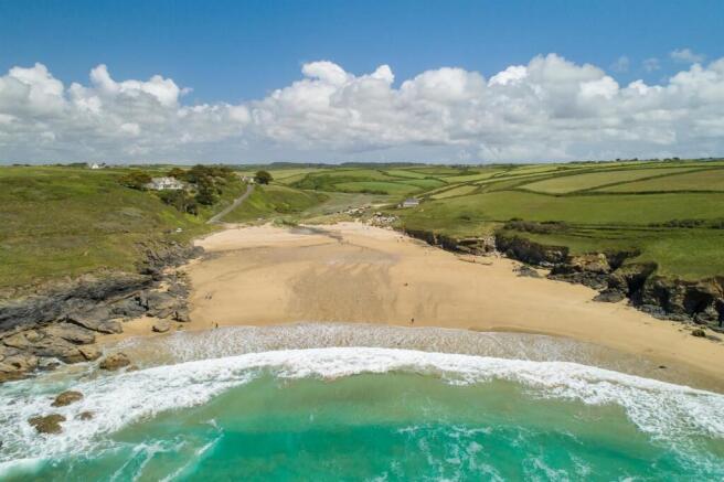 Poldhu Cove
