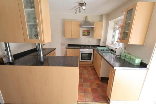 LC Kitchen.JPG