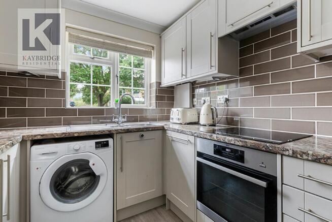 Chelsea Close, Worcester Park - KT4 7SF