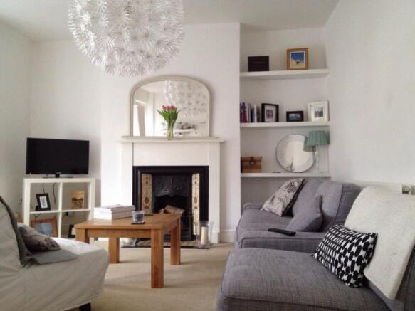 Lounge-2-bed-flat-Clifton_800x600_800x600
