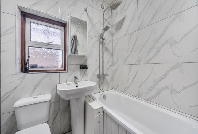 1403740-1-6973897...