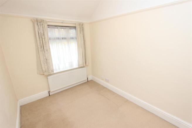 Bedroom 4.JPG